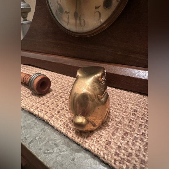 Vintage Brass Grumpy Rabbit Figurine 🐰✨ - Picture 3 of 7